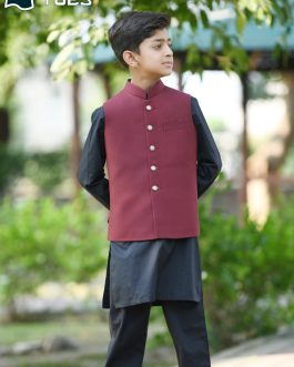 Mohagni Waist Coat With White Kurta Pajama
