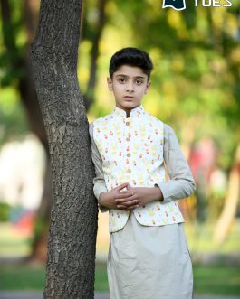 Plumeria Waist Coat With White Kurta Pajama